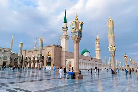 10 Nights April Umrah Package