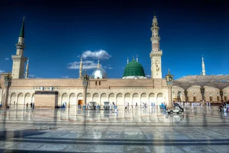 10 Nights Umrah Package From Manchester